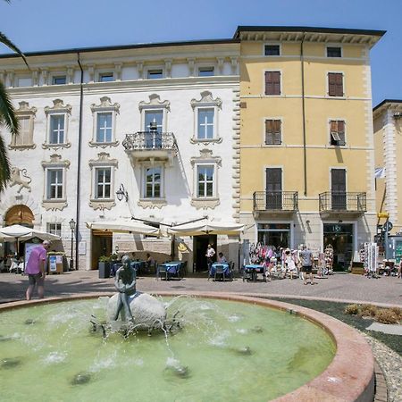 Residenza Rocca Del Lago 4 - Happy Rentals Riva del Garda Eksteriør bilde