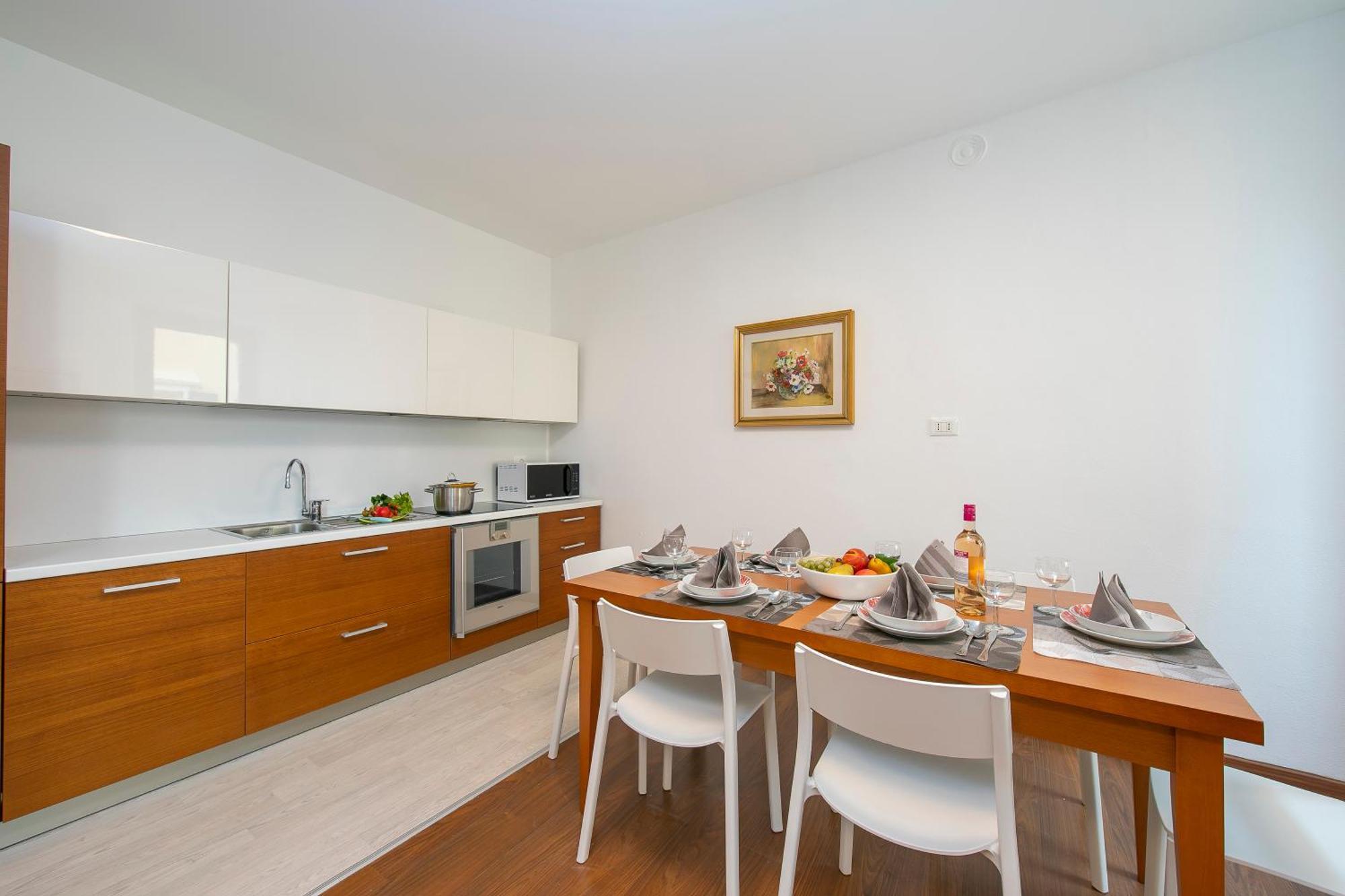 Residenza Rocca Del Lago 4 - Happy Rentals Riva del Garda Eksteriør bilde